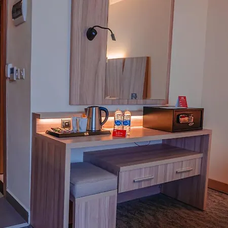 La Casa Hotel Amman By Fhm Zewnętrze zdjęcie