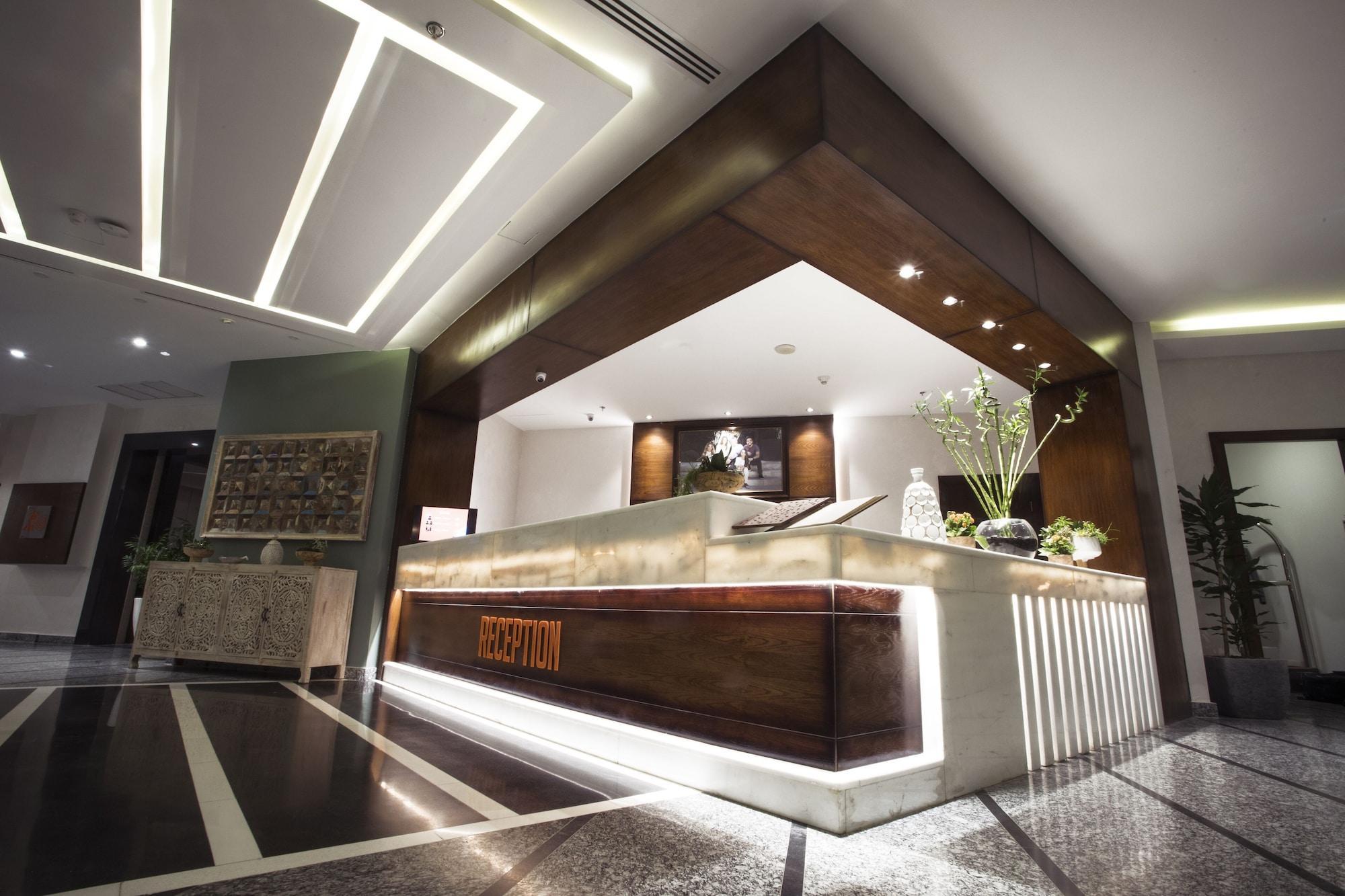 La Casa By Fhm Hotel