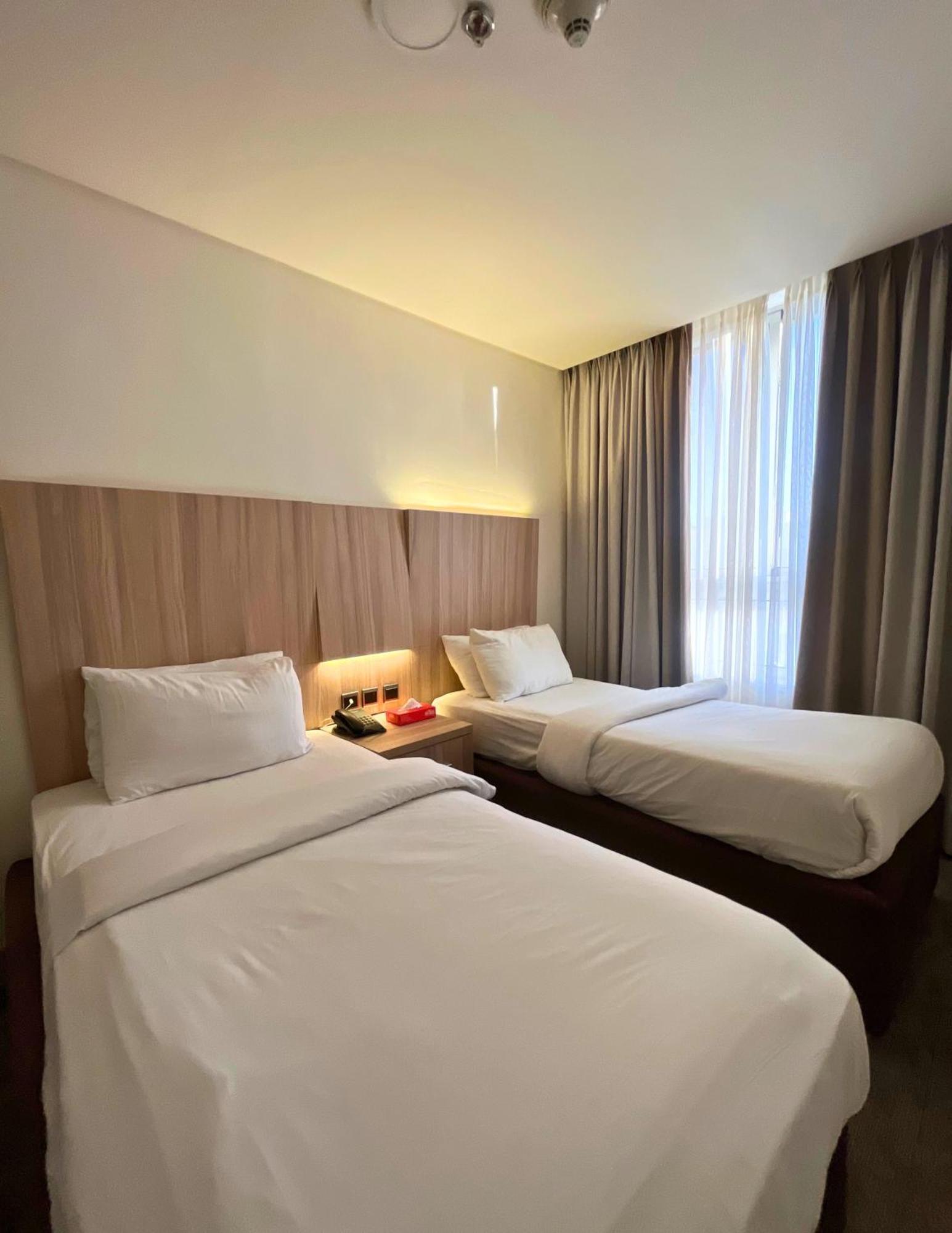 Hotel La Casa By Fhm 4*